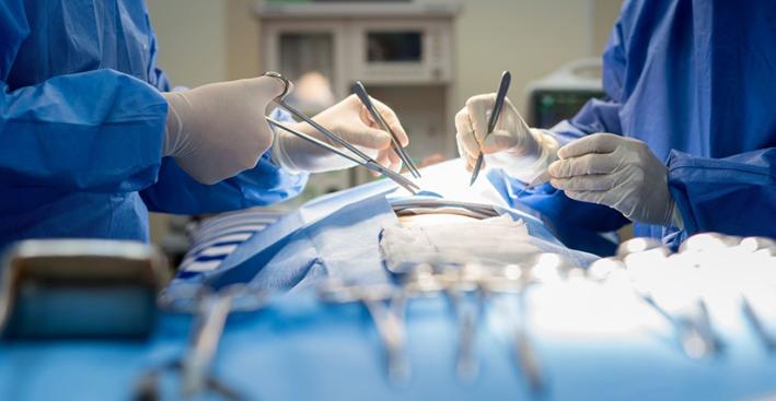 Historia, características y tipos de bisturí